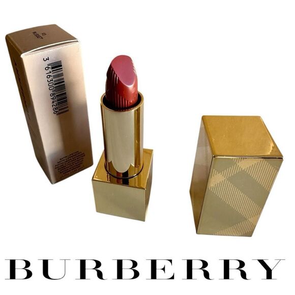 BURBERRY Kisses 93 Russet:
Timeless Elegance
(3.3 g / NET WT. 0.11 OZ) - Picture 4 of 17